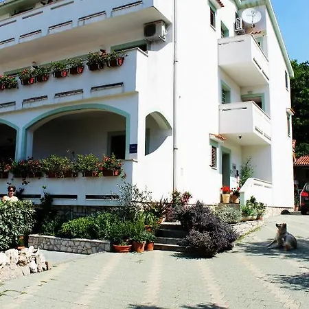 Frgacic Lägenhet Baška